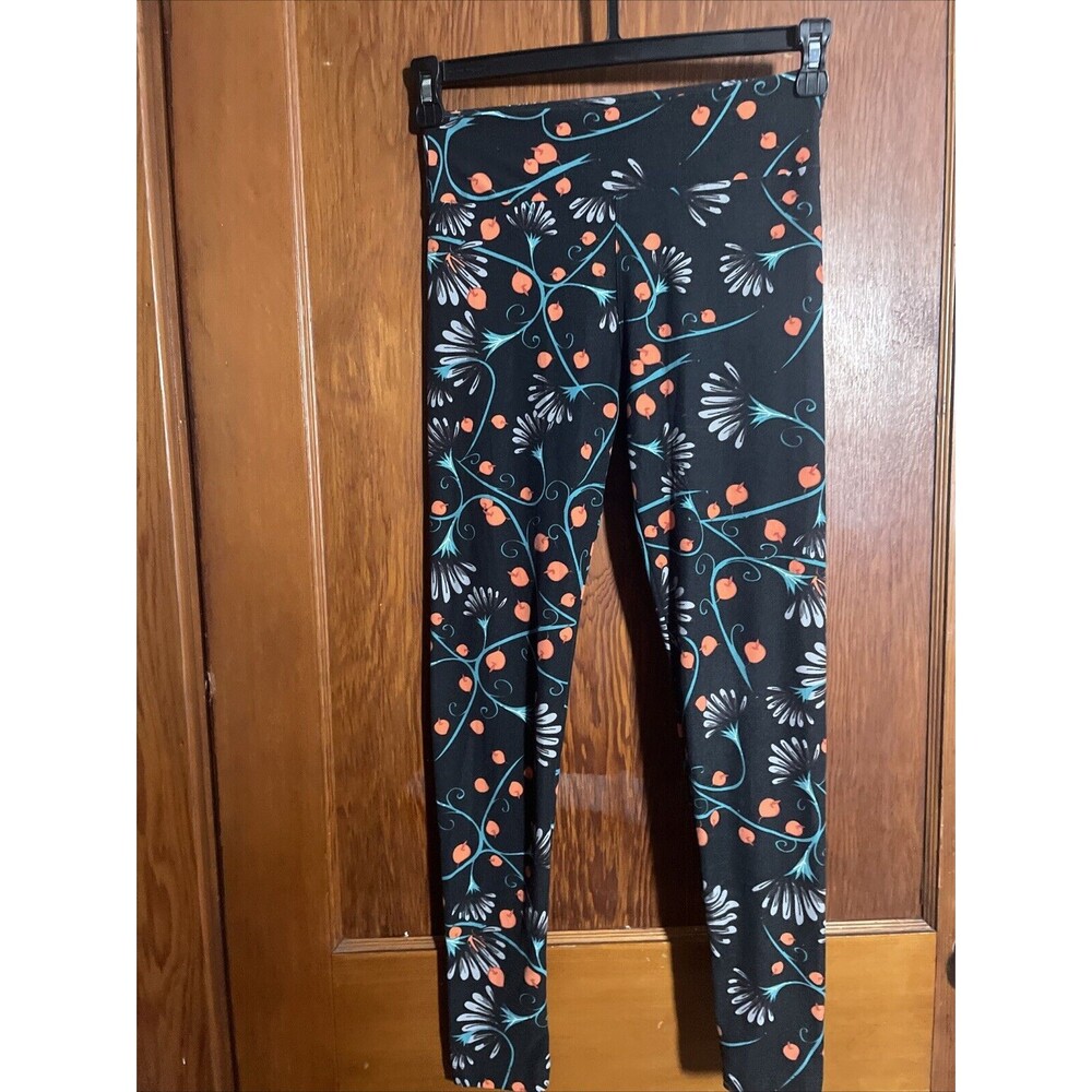 Lularoe One Size Fruit Botanicals Black Blue Leggings